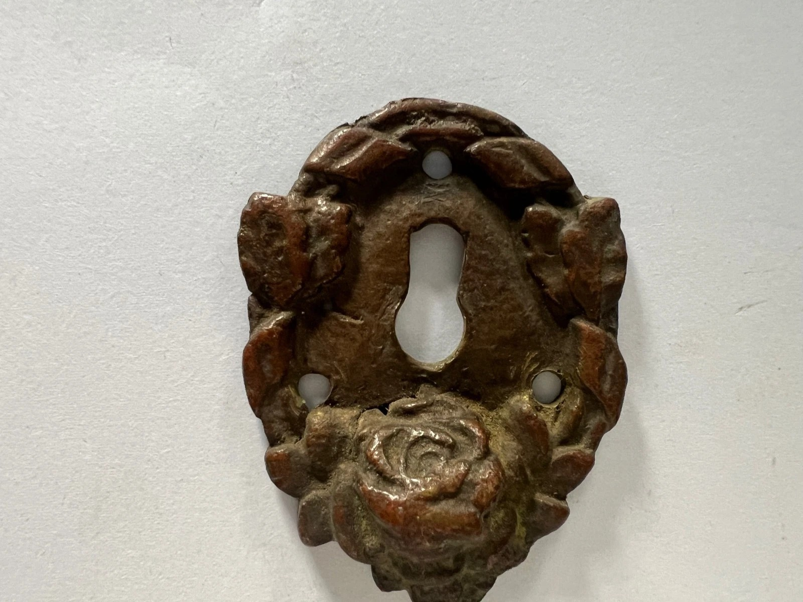 COPPIA DI PLACCHE PER SERRATURE IN BRONZO PRIMI '900 ART NOUVEAU MOBILI PORTE